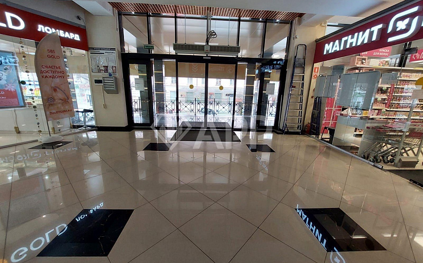 Сдам помещение свободного назначения, 860 м². От 400 до 860 м². фото