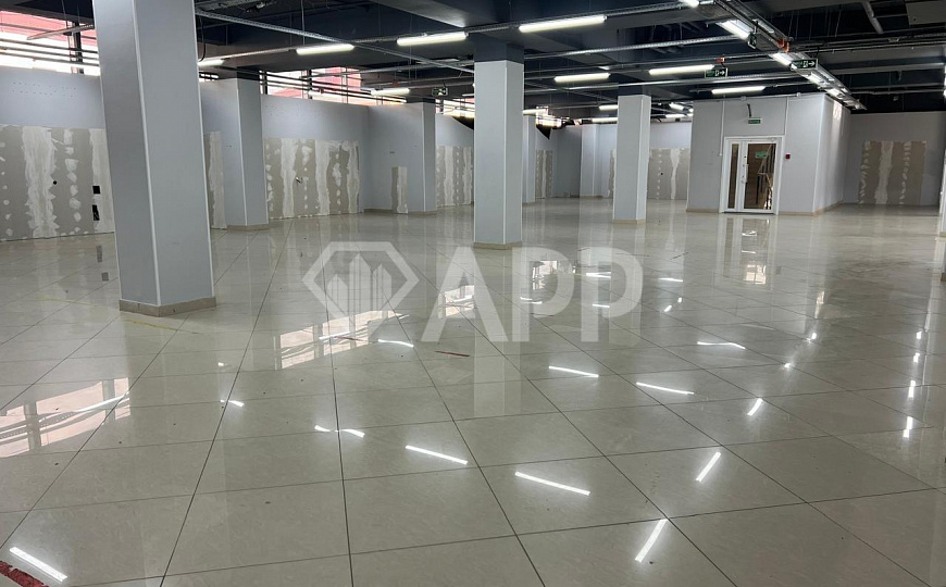 Сдам помещение свободного назначения, 860 м². От 400 до 860 м². фото