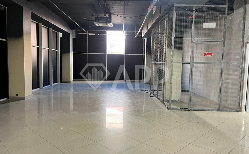 Сдам помещение свободного назначения, 860 м². От 400 до 860 м². фото