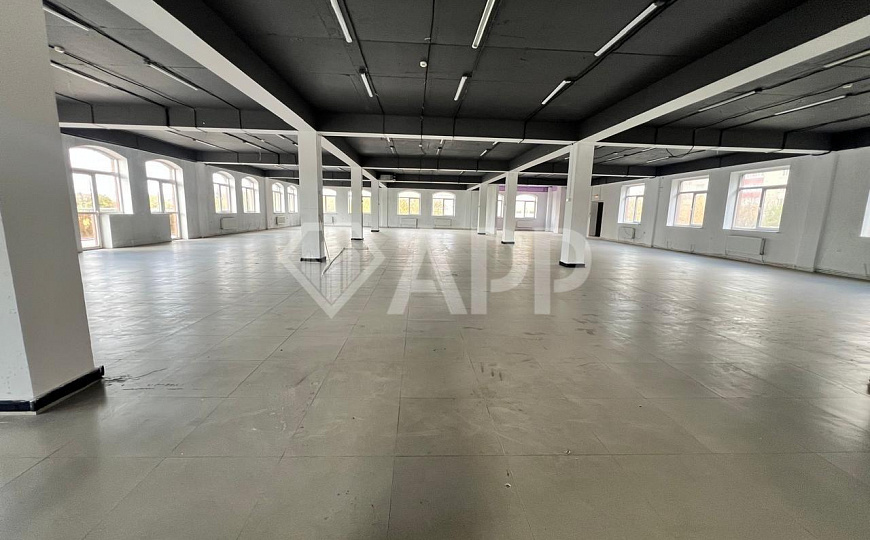 Сдам помещение свободного назначения, 860 м². От 400 до 860 м². фото