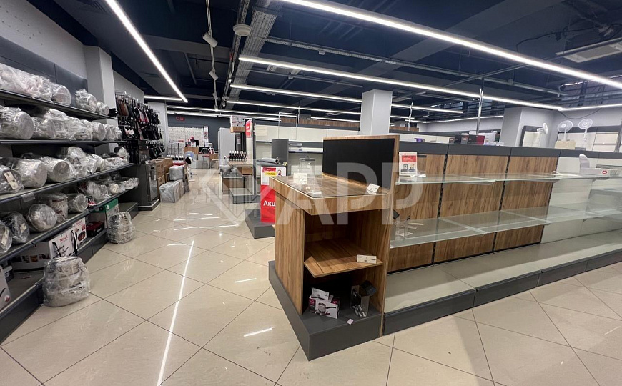 Сдам помещение свободного назначения, 860 м². От 400 до 860 м². фото