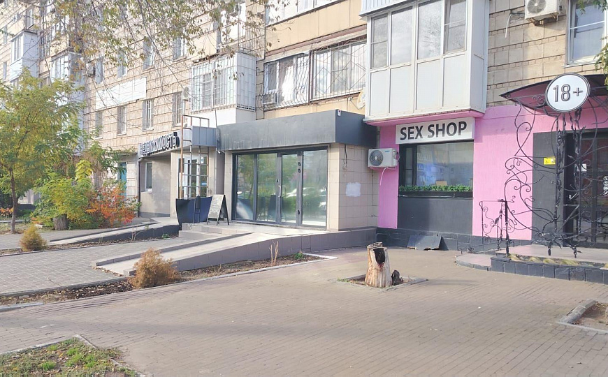 Помещение под кафе, салон, магазин, 120 м² фото