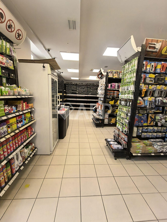 Продам торговое помещение, 225 м² фото