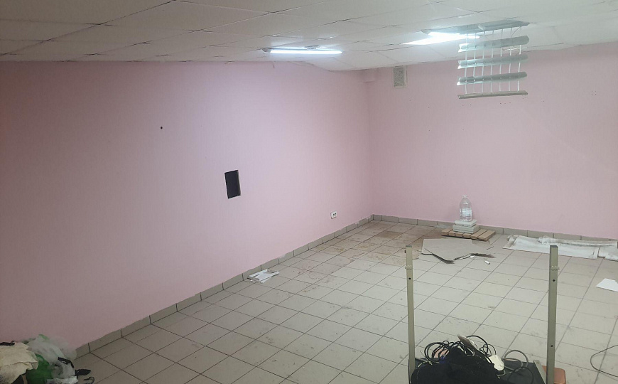 Высокий цоколь с окнами 139 м2 фото