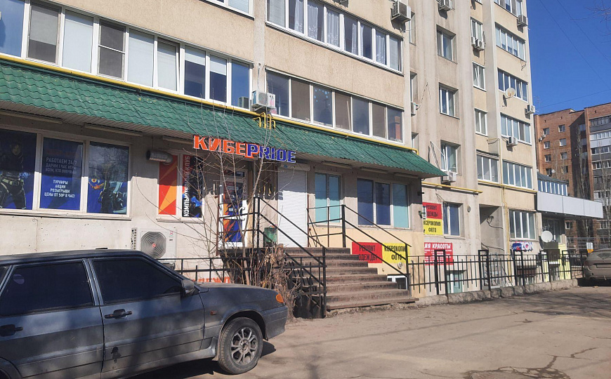 Высокий цоколь с окнами 139 м2 фото