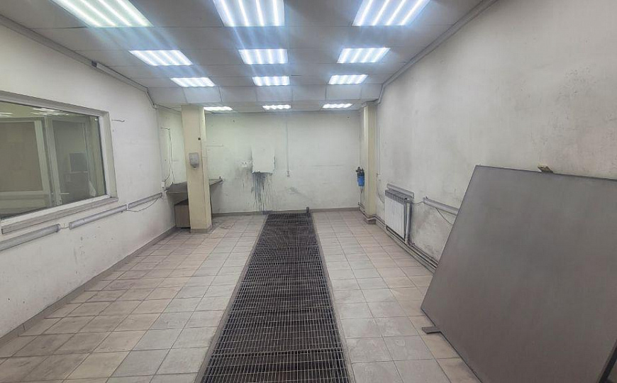 СТО, детейлинг центр 140 м2. фото