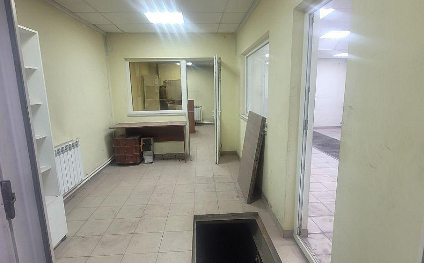 СТО, детейлинг центр 140 м2. фото