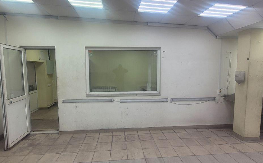 СТО, детейлинг центр 140 м2. фото