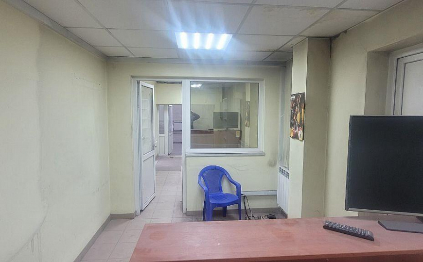 СТО, детейлинг центр 140 м2. фото