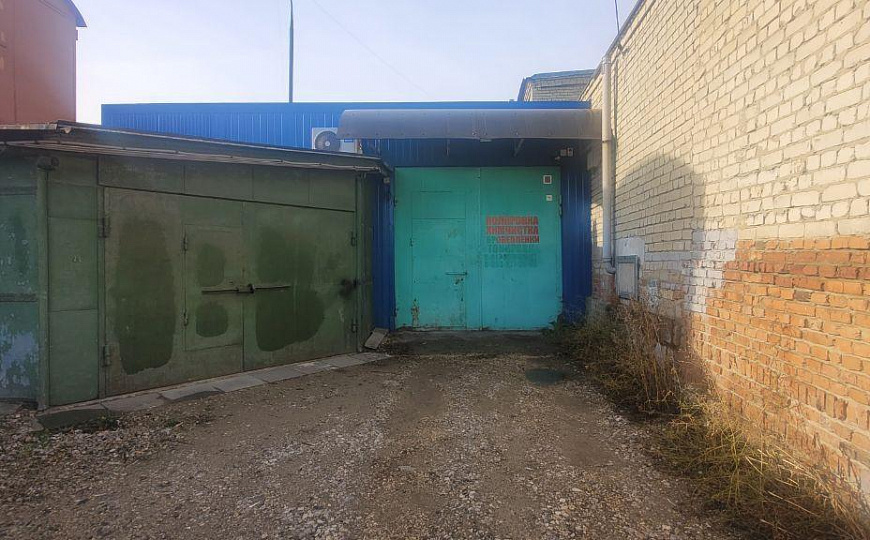 СТО, детейлинг центр 140 м2. фото