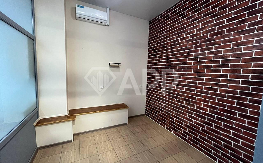 Офис/Центр/Парковка/Трафик фото