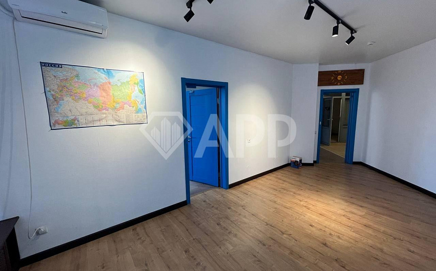 Офис/Центр/Парковка/Трафик фото