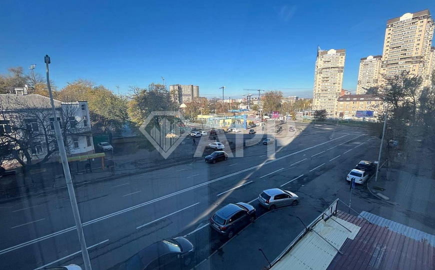 Офис/Центр/Парковка/Трафик фото