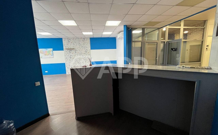 Офис/Центр/Парковка/Трафик фото