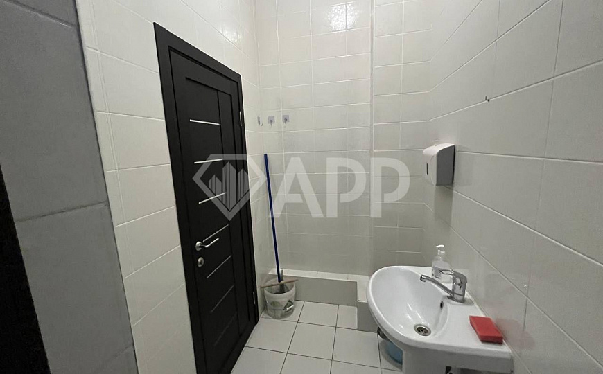 Офис/Центр/Парковка/Трафик фото