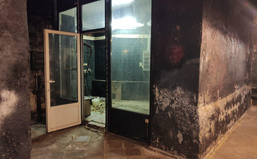 Бар, кафе, склад, 258 м2 фото