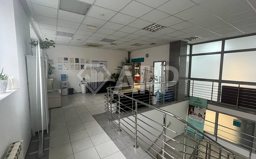 Офисные помещения 90 м² фото