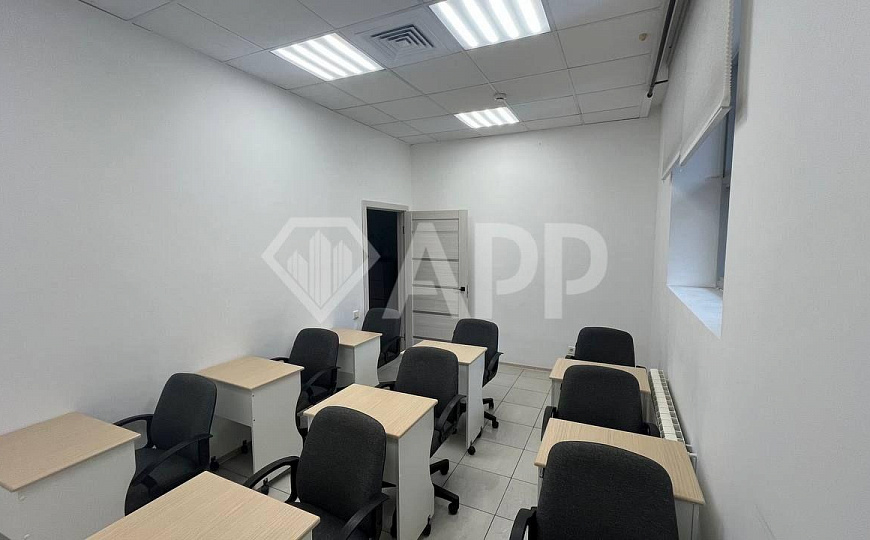 Офисные помещения 90 м² фото