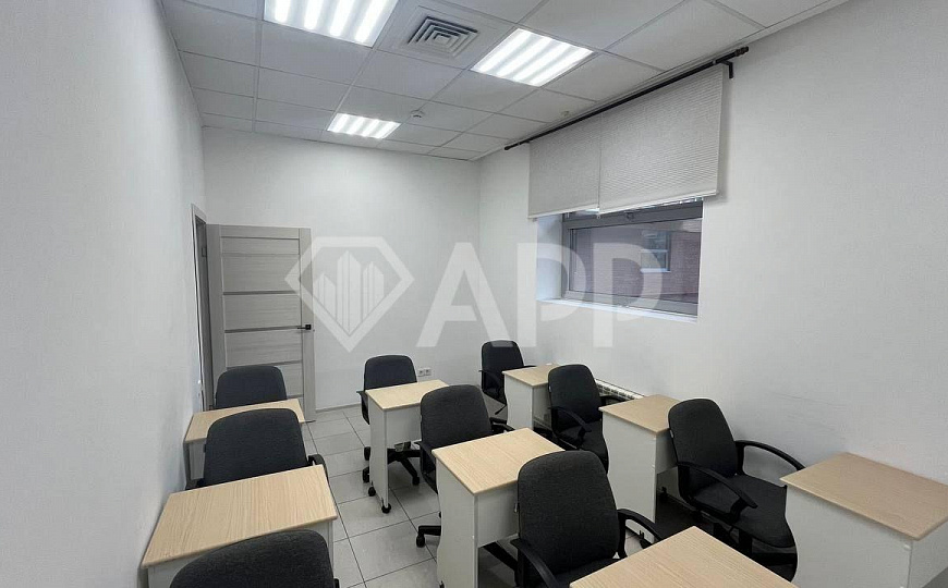 Офисные помещения 90 м² фото