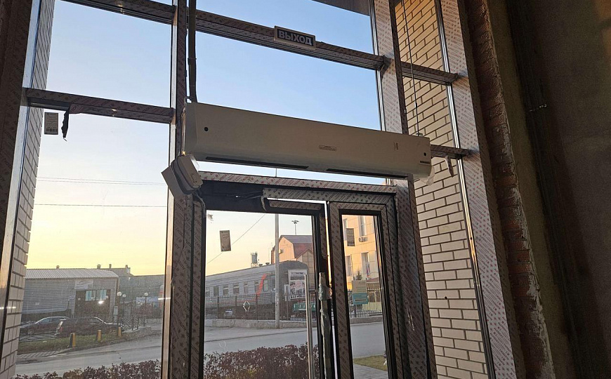 Аренда коммерческого помещения 99,6 м.кв в комплексе апартаментов "Пилигримм" фото