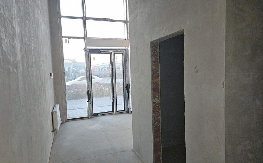 Аренда коммерческого помещения 99,6 м.кв в комплексе апартаментов "Пилигримм" фото