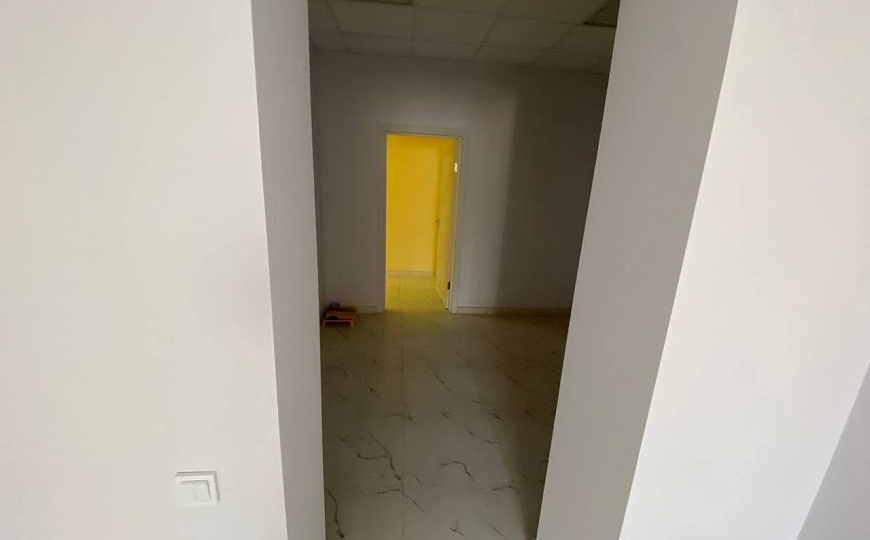 Аренда офисов: 23, 30, 35 м2 в отдельностоящем здании фото