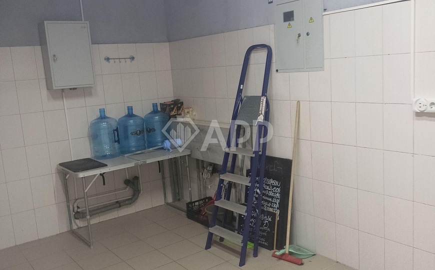 Продам помещение свободного назначения 77,8 м² Брянск.  фото