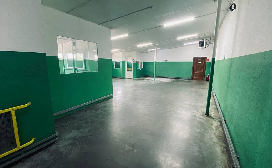 Производственные помещения, склады от 200 рублей м2 фото