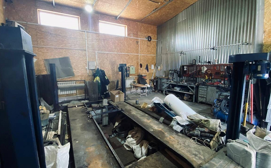 Производственные помещения, склады от 200 рублей м2 фото