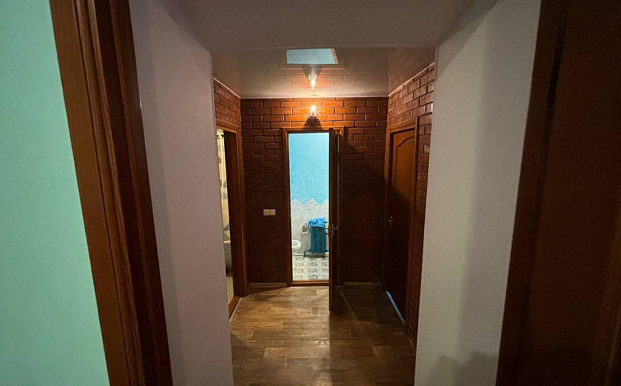 Здание 200 м с участком 6 сот в исторической части города  фото