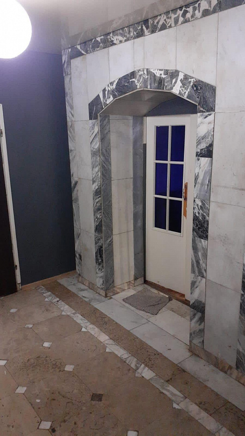 Здание 200 м с участком 6 сот в исторической части города  фото