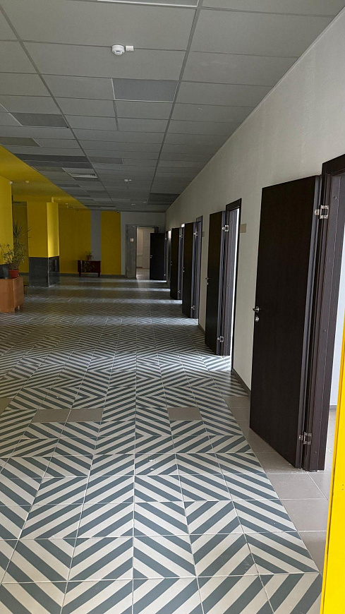 Офисы в бизнес-центре от 20,8м² фото