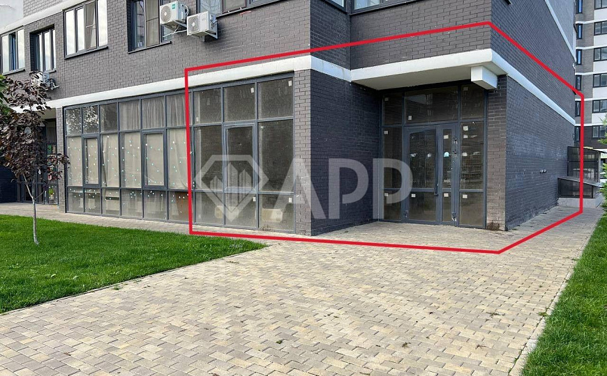 Продаю угловое помещение, 94,7 м², 1 этаж, 1 линия фото