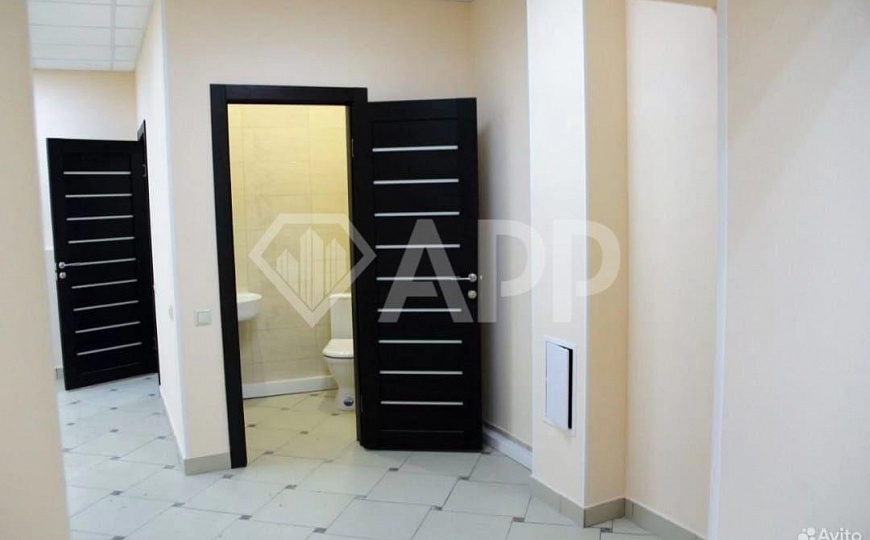 Помещение свободного назначения, 1 линия фото