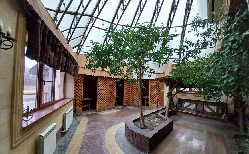 Загородный ресторан, 1 300 м²  фото