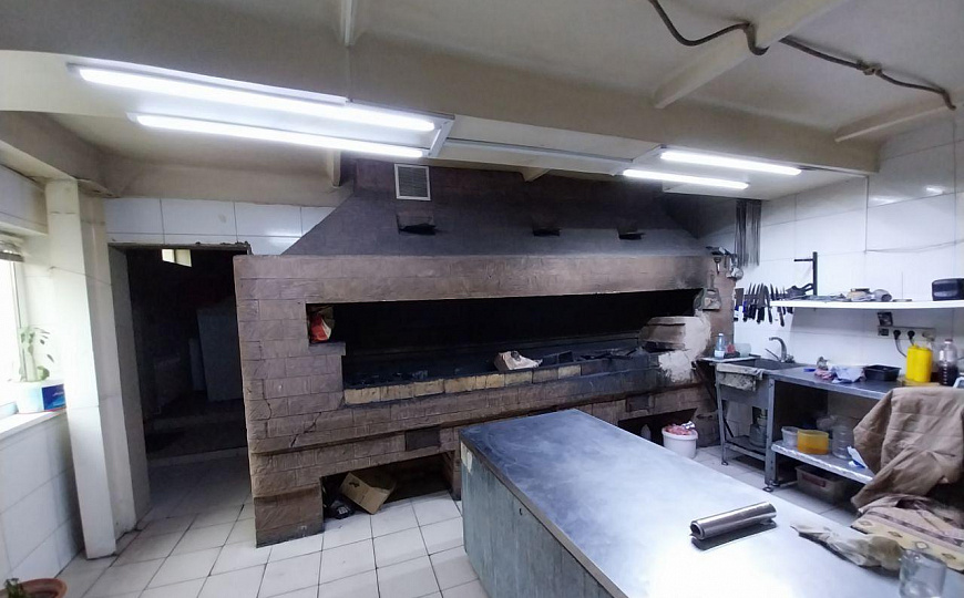 Загородный ресторан, 1 300 м²  фото