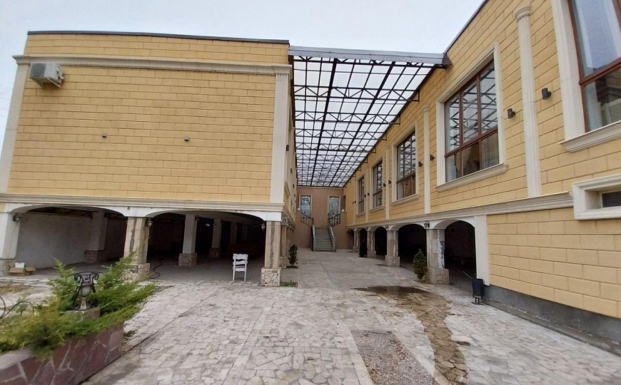 Загородный ресторан, 1 300 м²  фото