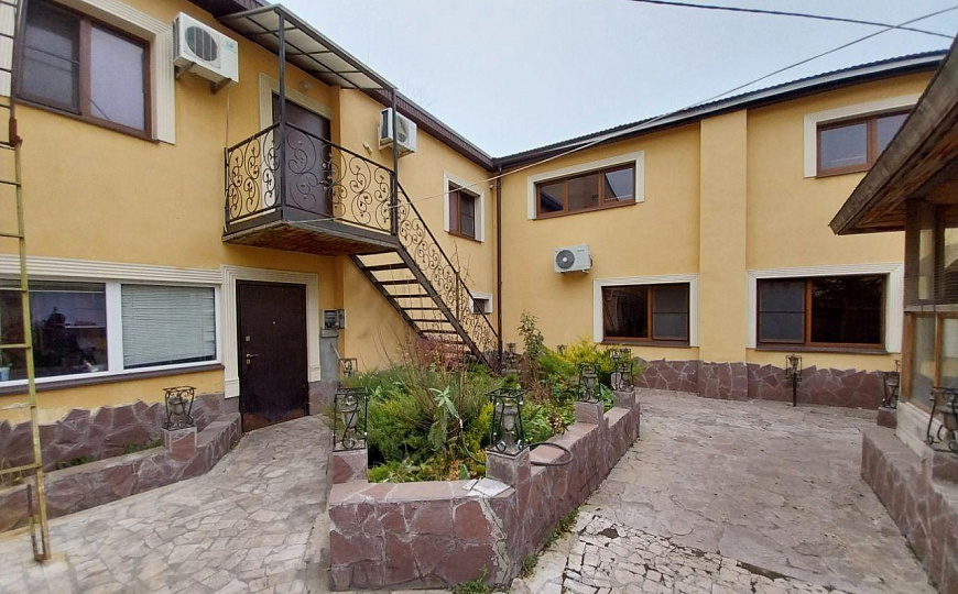 Загородный ресторан, 1 300 м²  фото