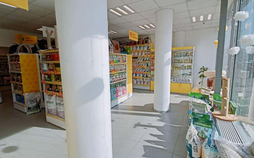 Сдам торговое помещение, 107 м² фото