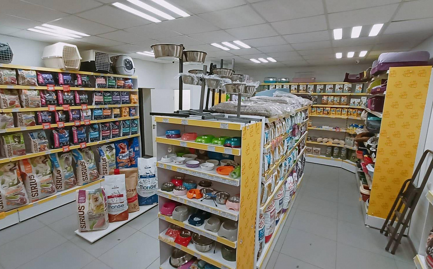 Сдам торговое помещение, 107 м² фото