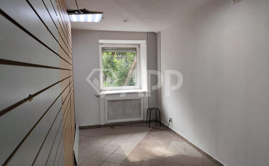 Помещение свободного назначения на 1 линии ул. Воровского 75м² фото