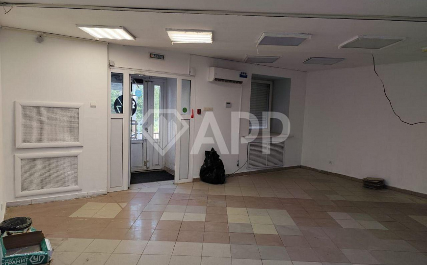 Помещение свободного назначения на 1 линии ул. Воровского 75м² фото