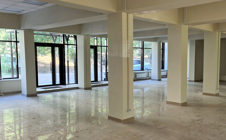 Помещение свободного назначения 212,1 м² фото