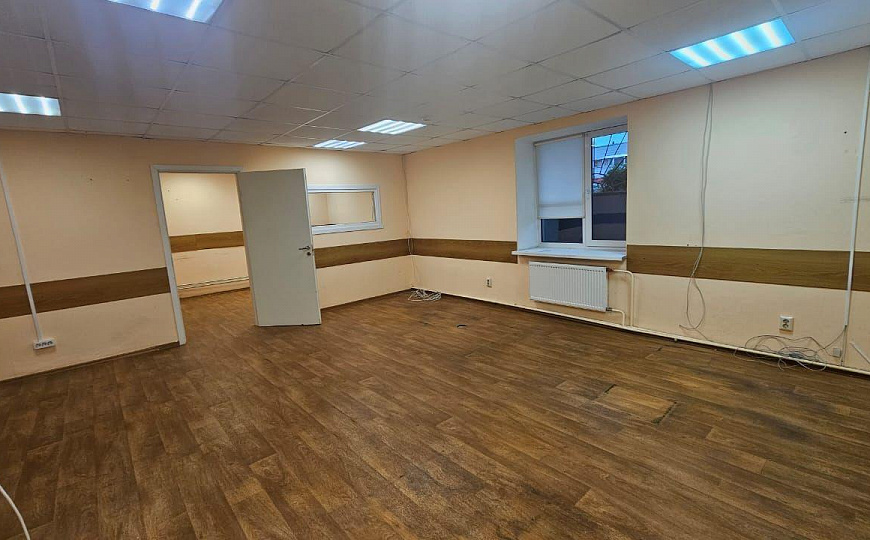 Сдам офисное помещение, 90 м² фото