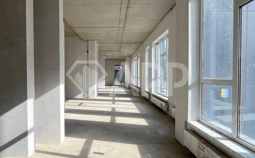 Продаю торговое помещение, 264,7 м² фото