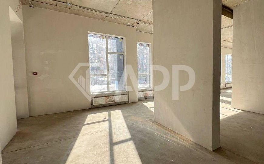 Продаю торговое помещение, 264,7 м² фото