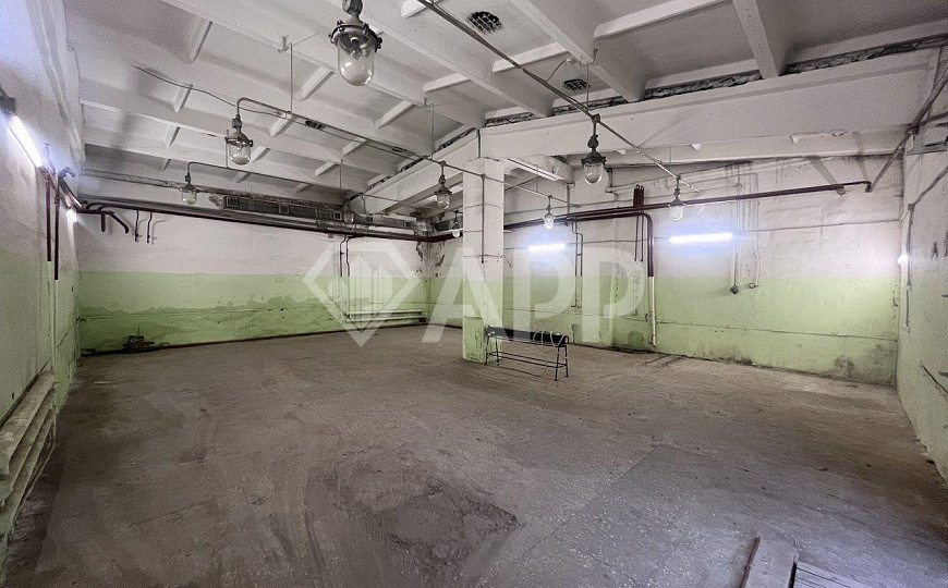 Аренда теплого склада с воротами фото