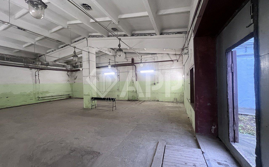 Аренда теплого склада с воротами фото