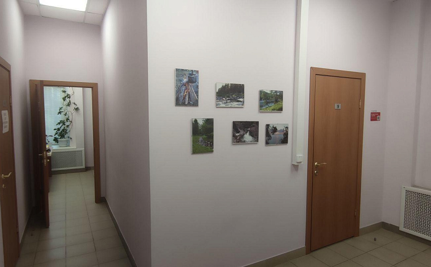 Помещение с отдельным входом на 1 линии фото