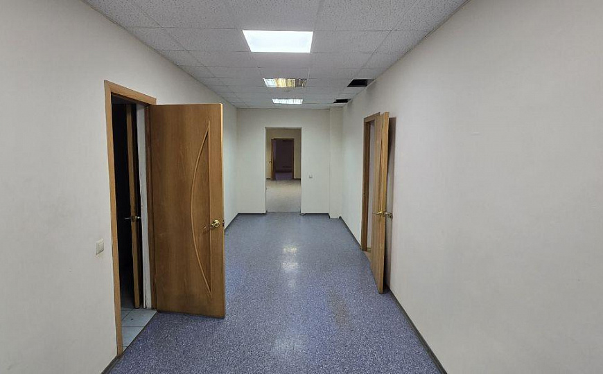 Продам офисное помещение фото